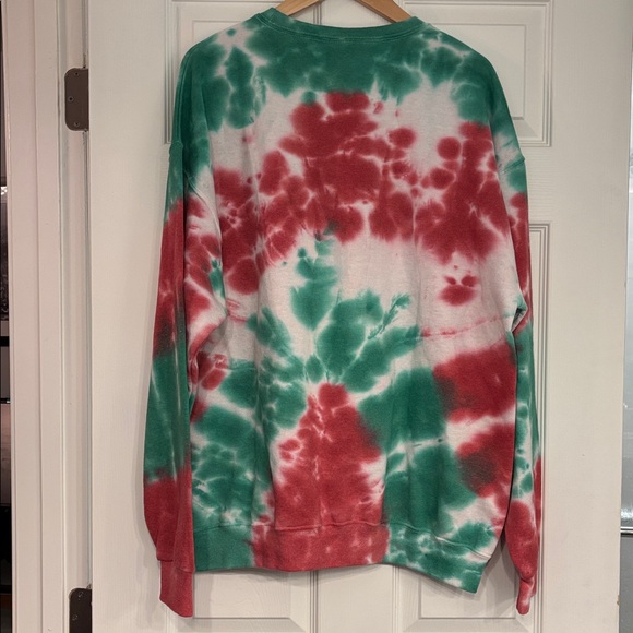 NWT Urban Renewal Remade Heart Tie Dye Sweatshirt in Red, size L/XL, 25”ptp - Picture 6 of 9